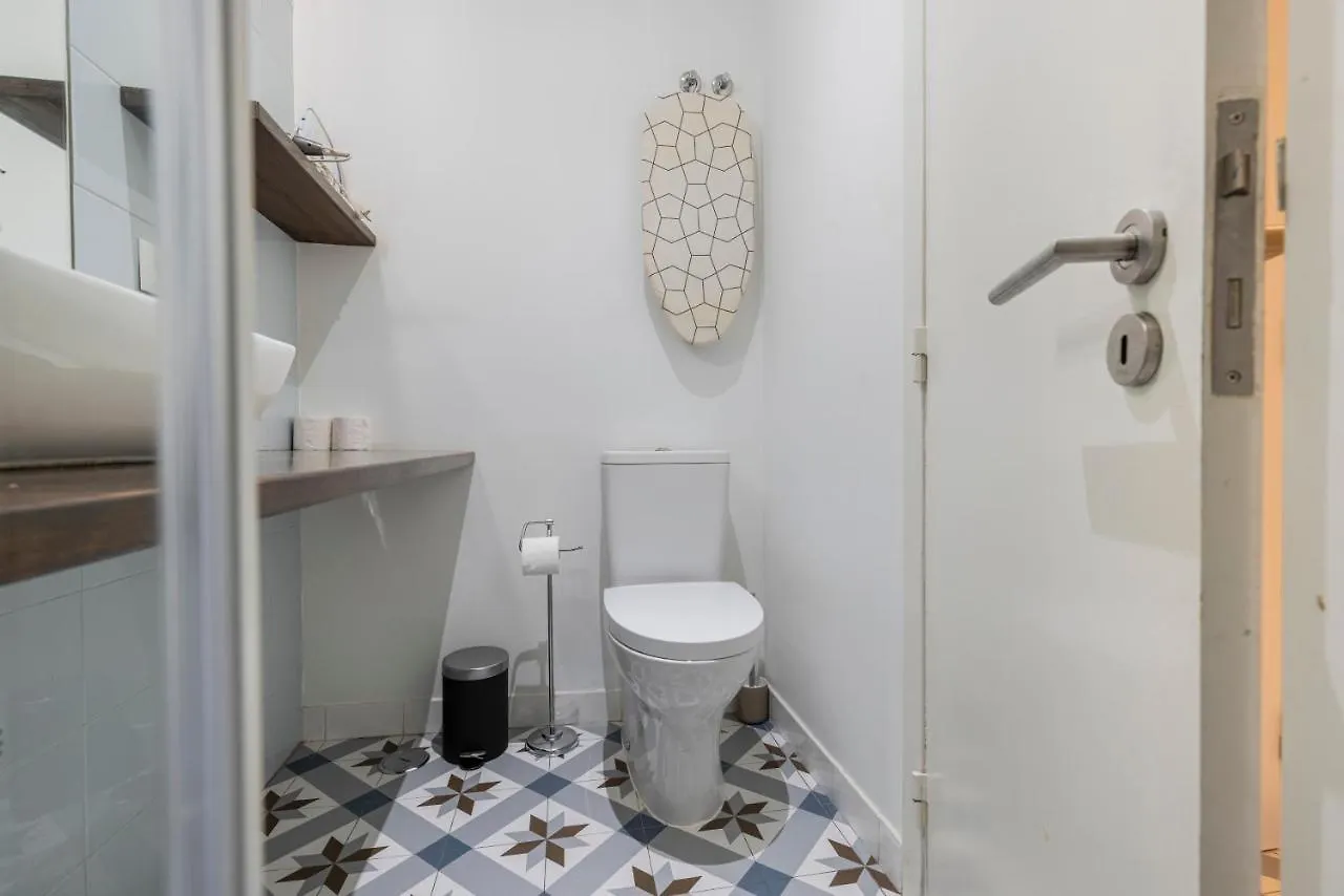 Traditional Alfama Apartment By Lovelystay Lisbon Portugal