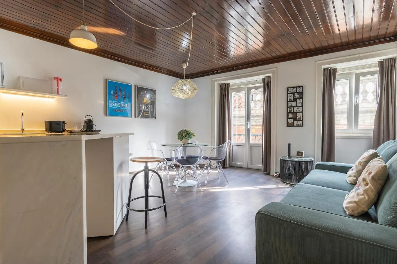 Traditional Alfama Apartment By Lovelystay location