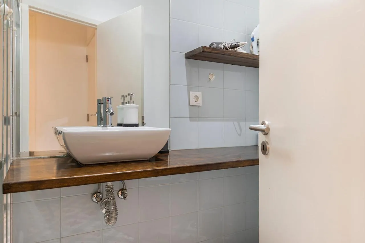 Traditional Alfama Apartment By Lovelystay Lisbon
